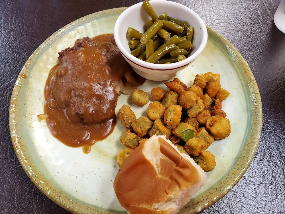 Hamburger Steak with Gravy String Beans Mashed Potatoes
