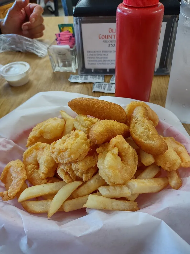 Shrimp Basket with Fries